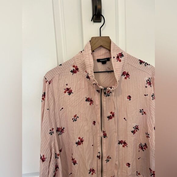 Torrid Pink Floral Stripe Twill Track Jacket 4X Ditsy Floral - Picture 8 of 16